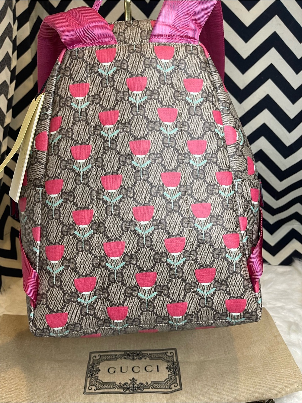 Pristine Gucci x Kim Seung-yeon GG Supreme Tulip Mini Backpack, With Dust Bag - Picture 3 of 16